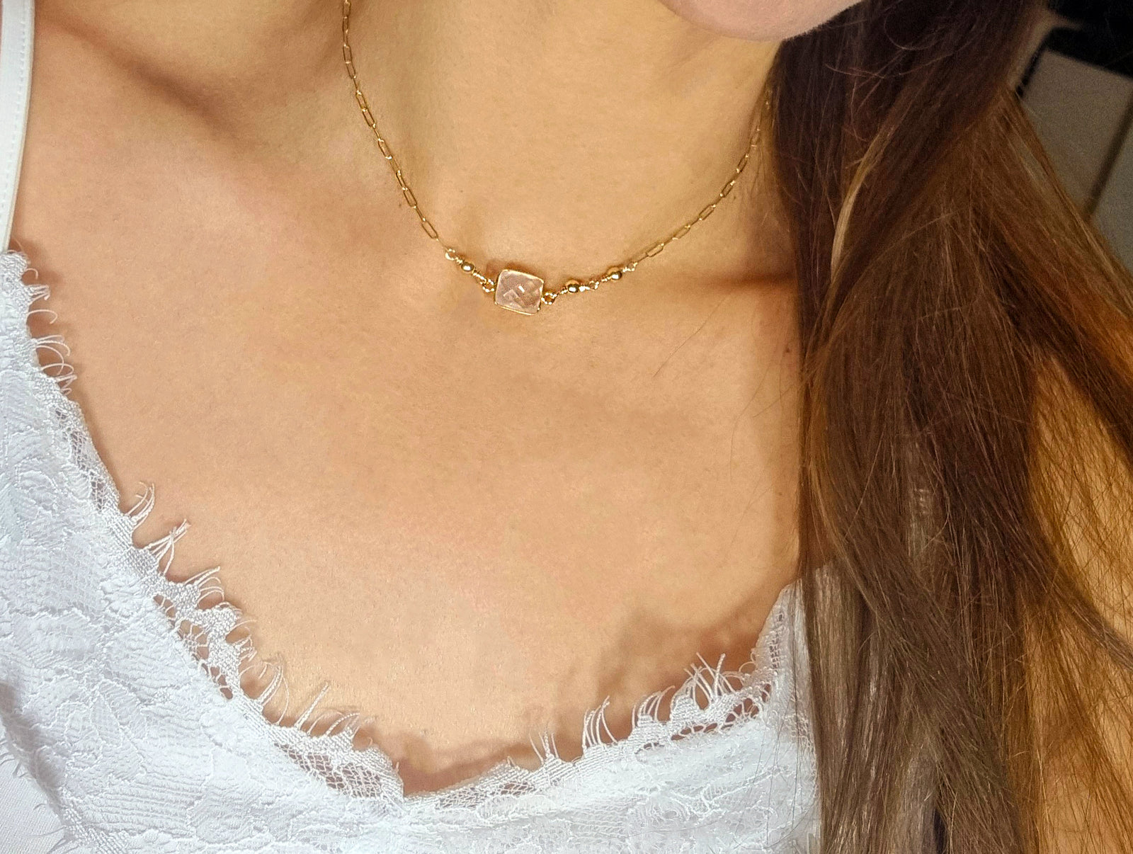 ANDREA Rose Quartz choker